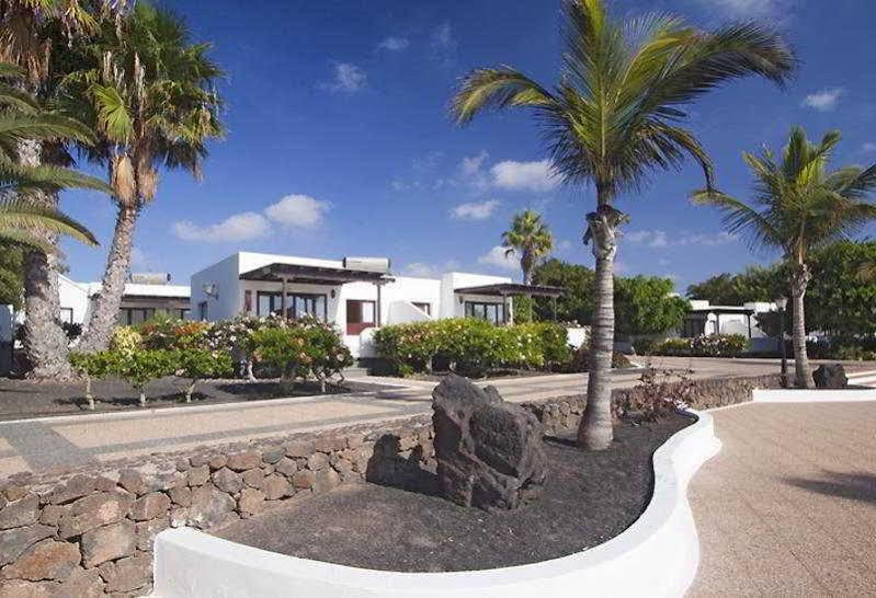 Playa Limones Bungalows Playa Blanca  Buitenkant foto