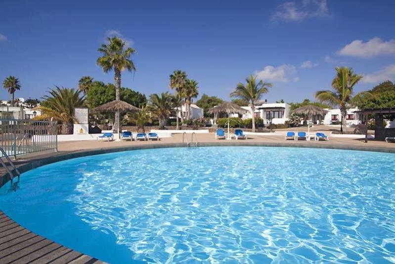 Playa Limones Bungalows Playa Blanca  Buitenkant foto