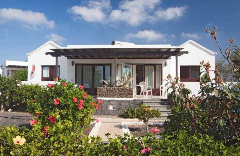 Playa Limones Bungalows Playa Blanca  Buitenkant foto